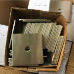 Özelleştirilmiş süper dubleks s32205 (f60) paslanmaz çelik kare plaka yıkama / raptiye